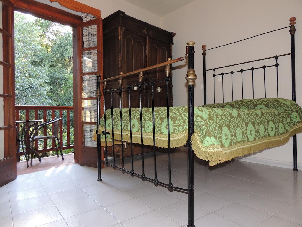 Galini Otel Kakopetria Oda fotoğraf
